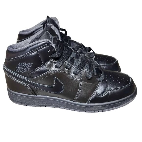 Nike Air Jordan 1 Mid Black on black Youth size 7 - Picture 5 of 6